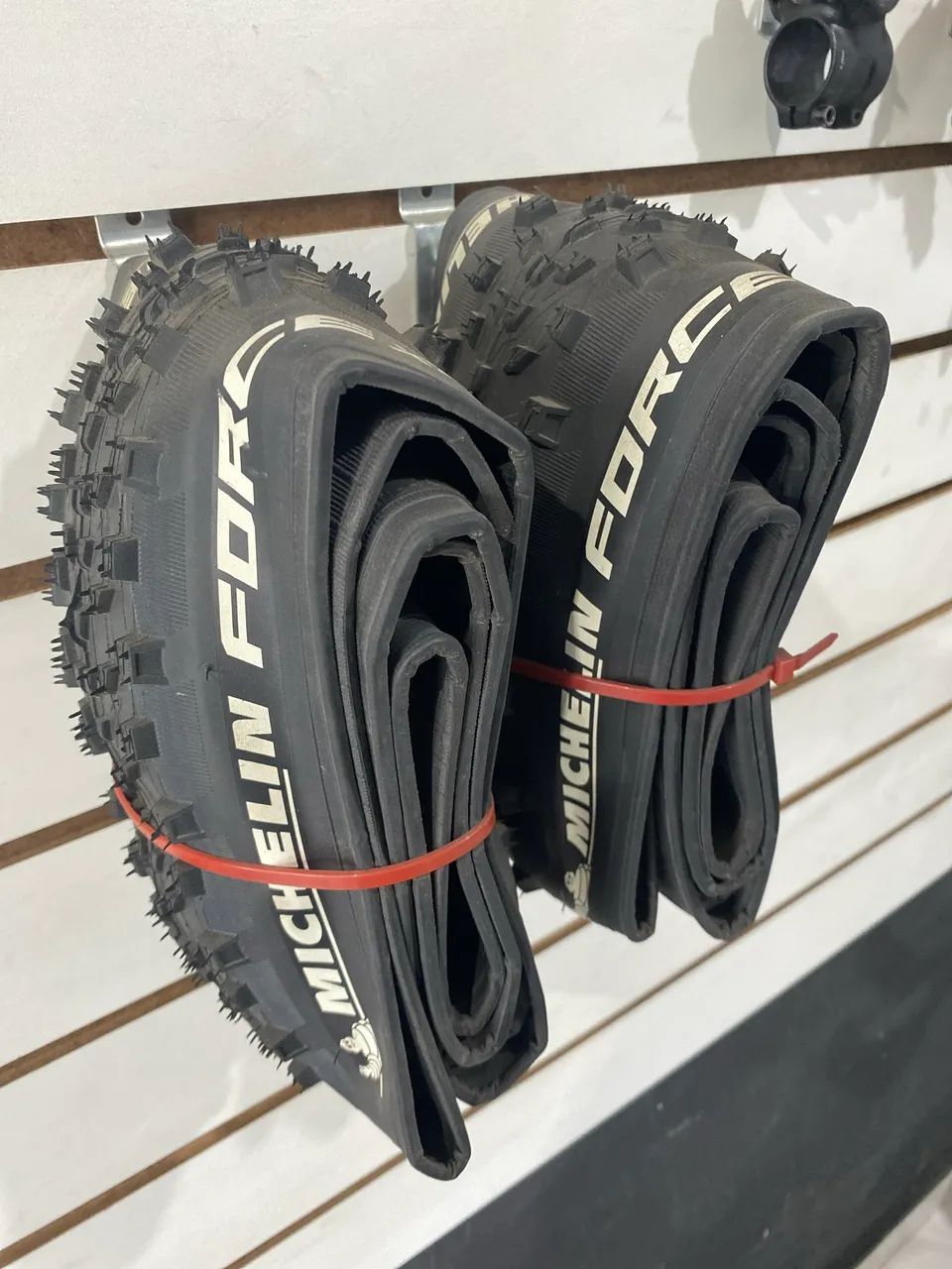 Par de Pneus Michelin Force XC TL 2.25