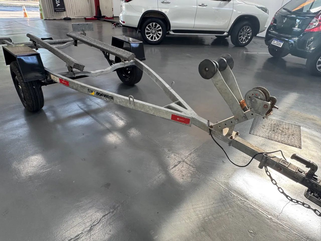 Carreta para jet ski galvanizada , reformada . - Foto 4