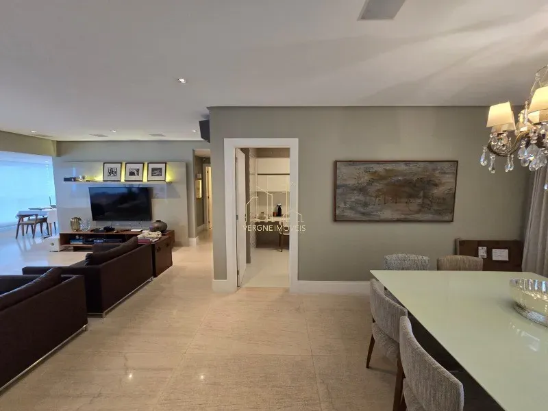 Lindíssimo apartamento alto padrão cinco suítes gabinete a venda no Horto Florestal