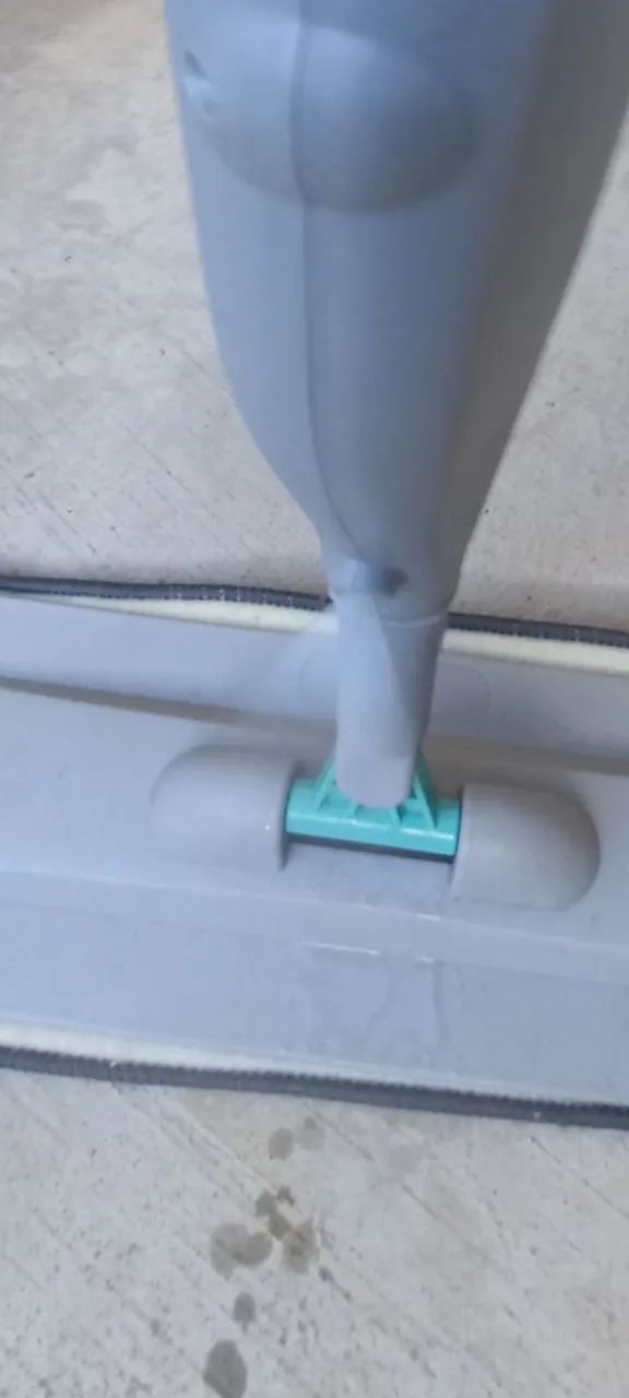 MOP SPRAY SEMI-NOVO MUITO PRÁTICO 
