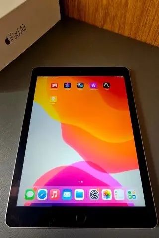 IPAD AIR 2 - Wi-Fi + Celular - Tablets e E-Readers - Jardim