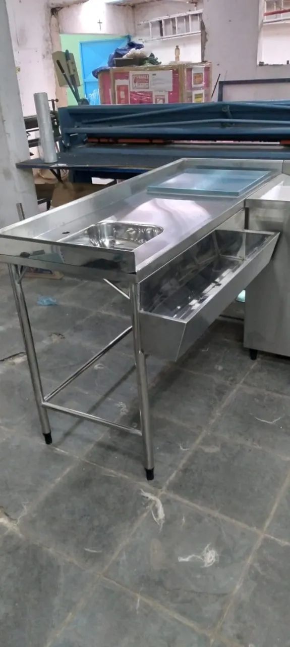 SUPORTE DE BAR MAN PARA COMERCIOS EM AÇO INOX - Foto 3