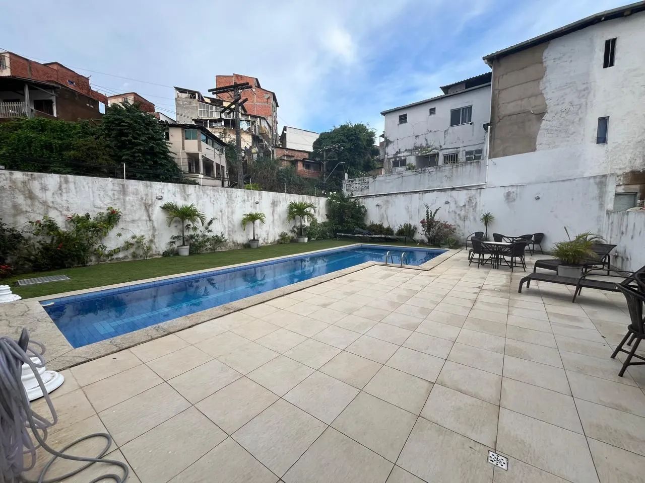 APARTAMENTO 2/4 COM SUÍTE E VARANDA NA FEDERAÇÃO - Foto 2