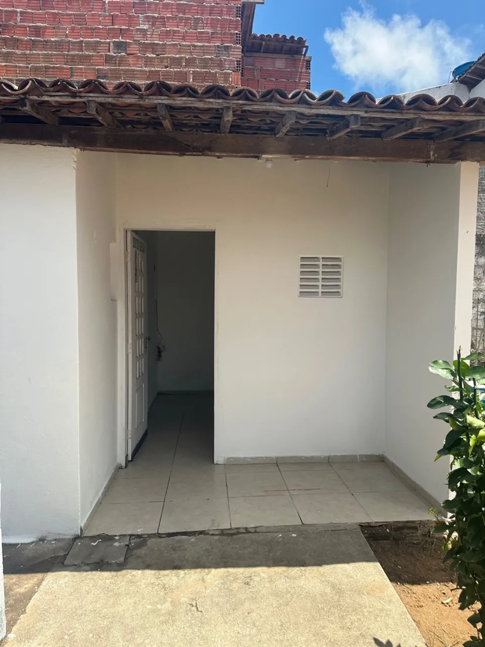 Nova Parnamirim - Kitnet/quitinete para até 2 pessoas com boa localização 