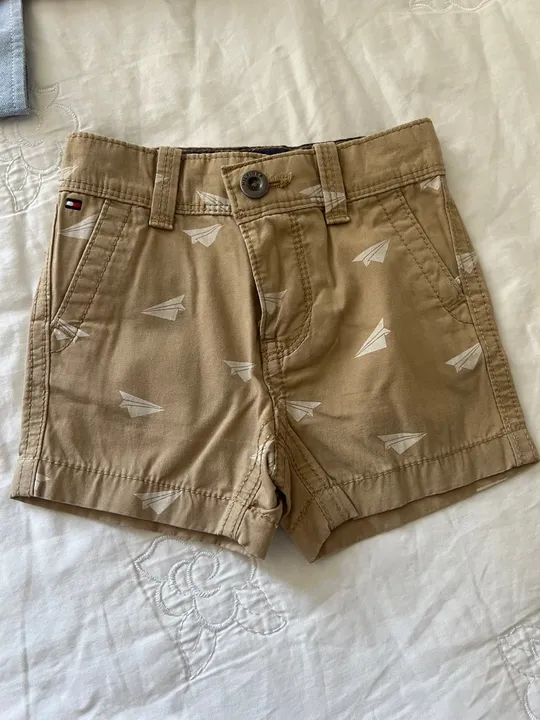 Shorts Infantil Tommy Hilfiger Aviões