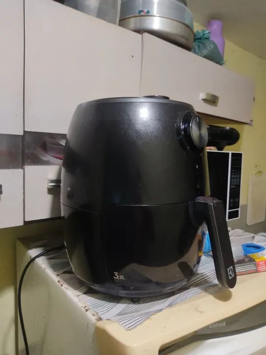 Fritadeira Elétrica Air Fryer 3,2 Litros - Foto 3