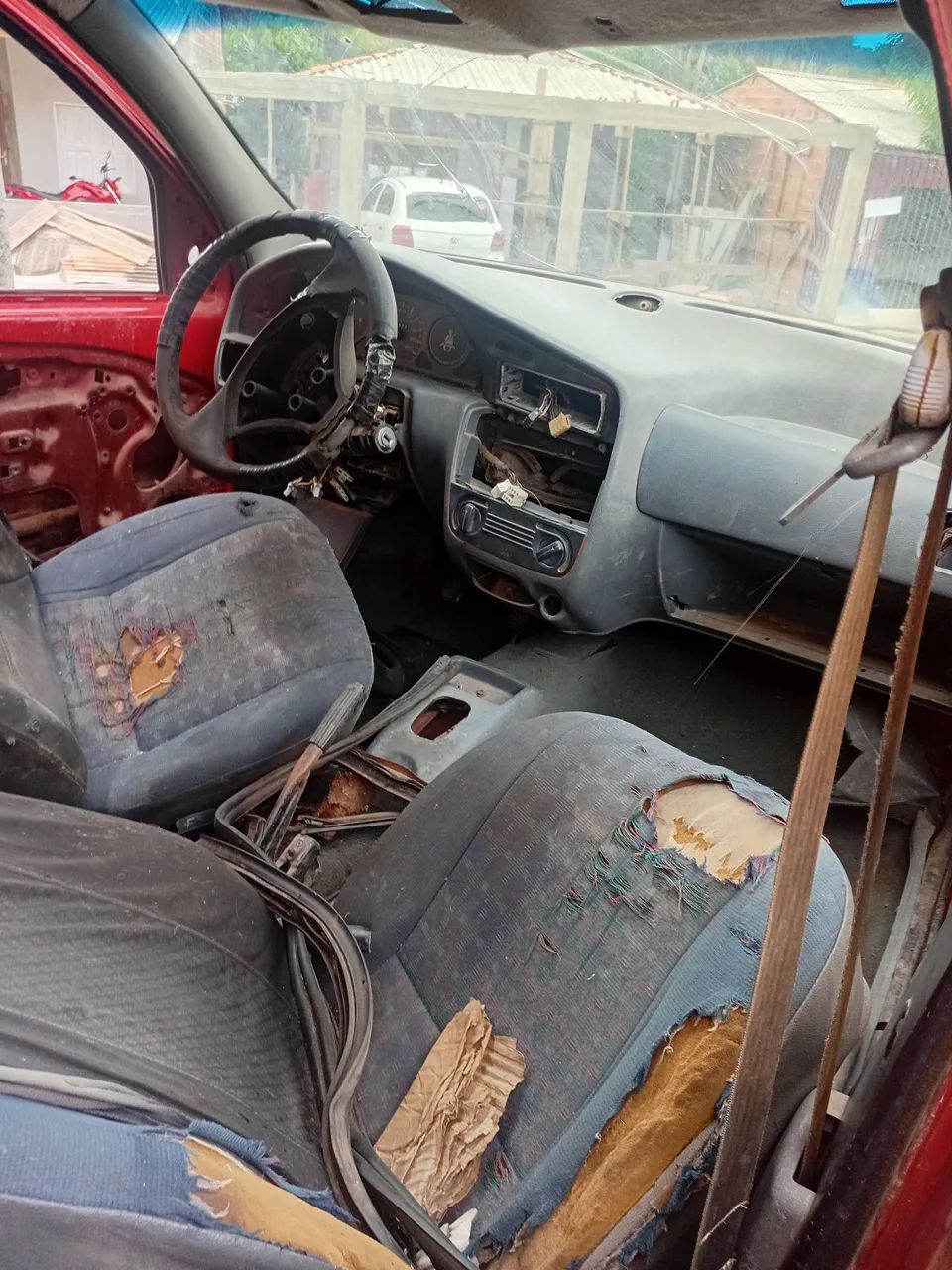 Carro para peças - Fiat Uno vermelho - Foto 3