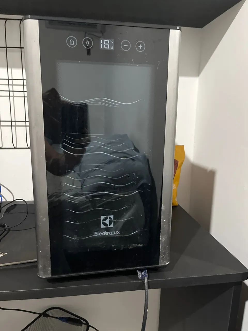 Adega climatizada Electrolux