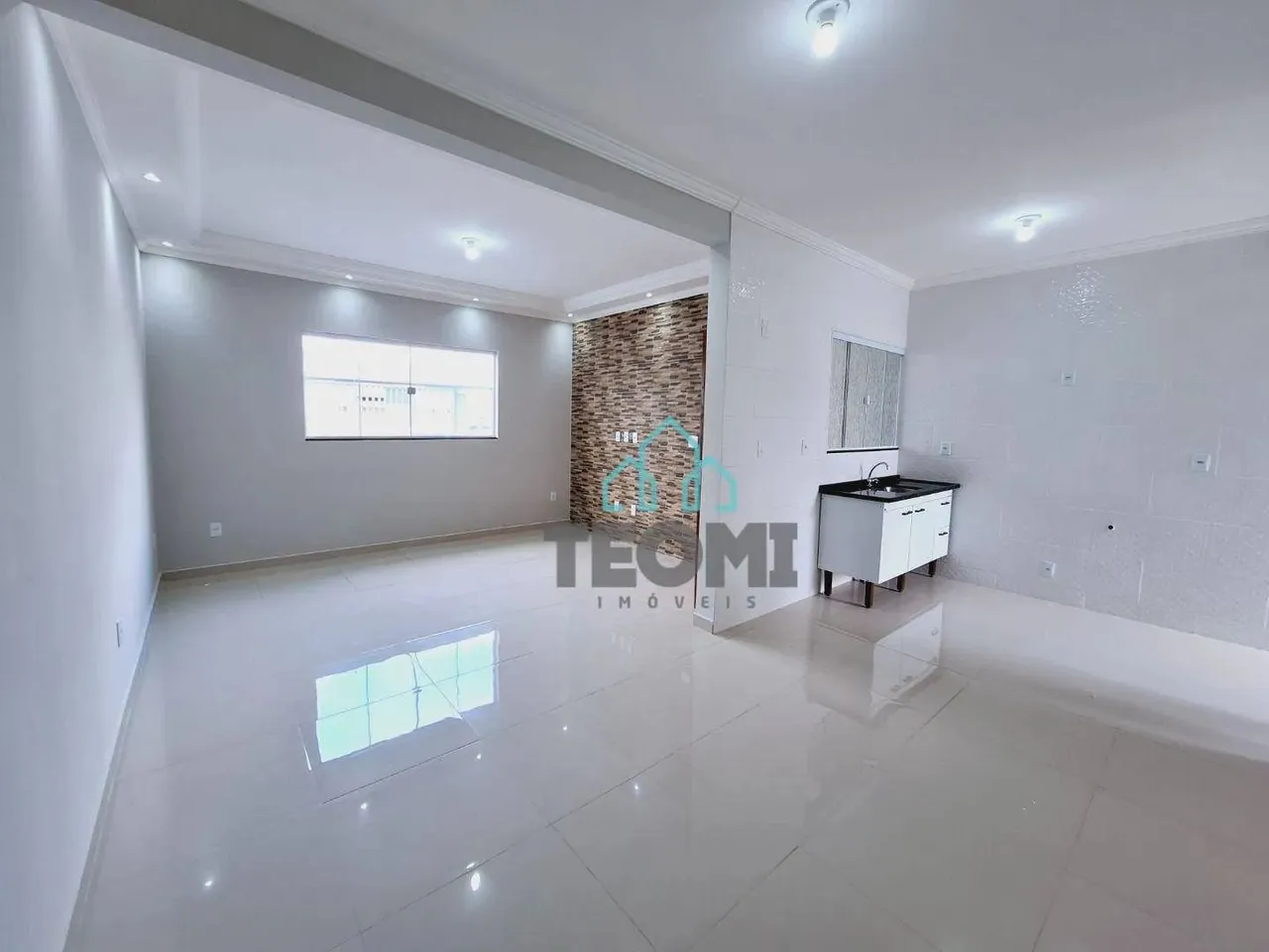 Casa com 2 dormitórios (1 suite) à venda, 89 m² por R$ 380.000 - Jardim Oásis - Taubaté/SP