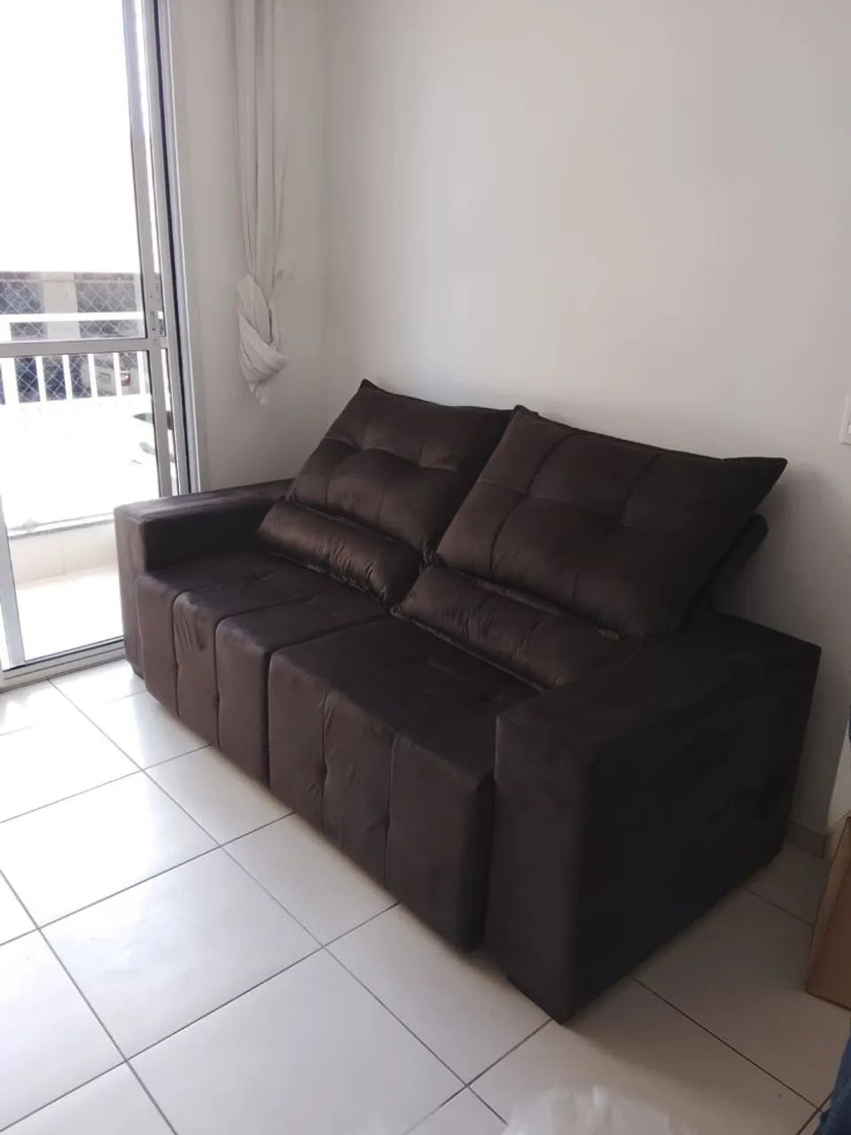 Sofá retratil e reclinavel 