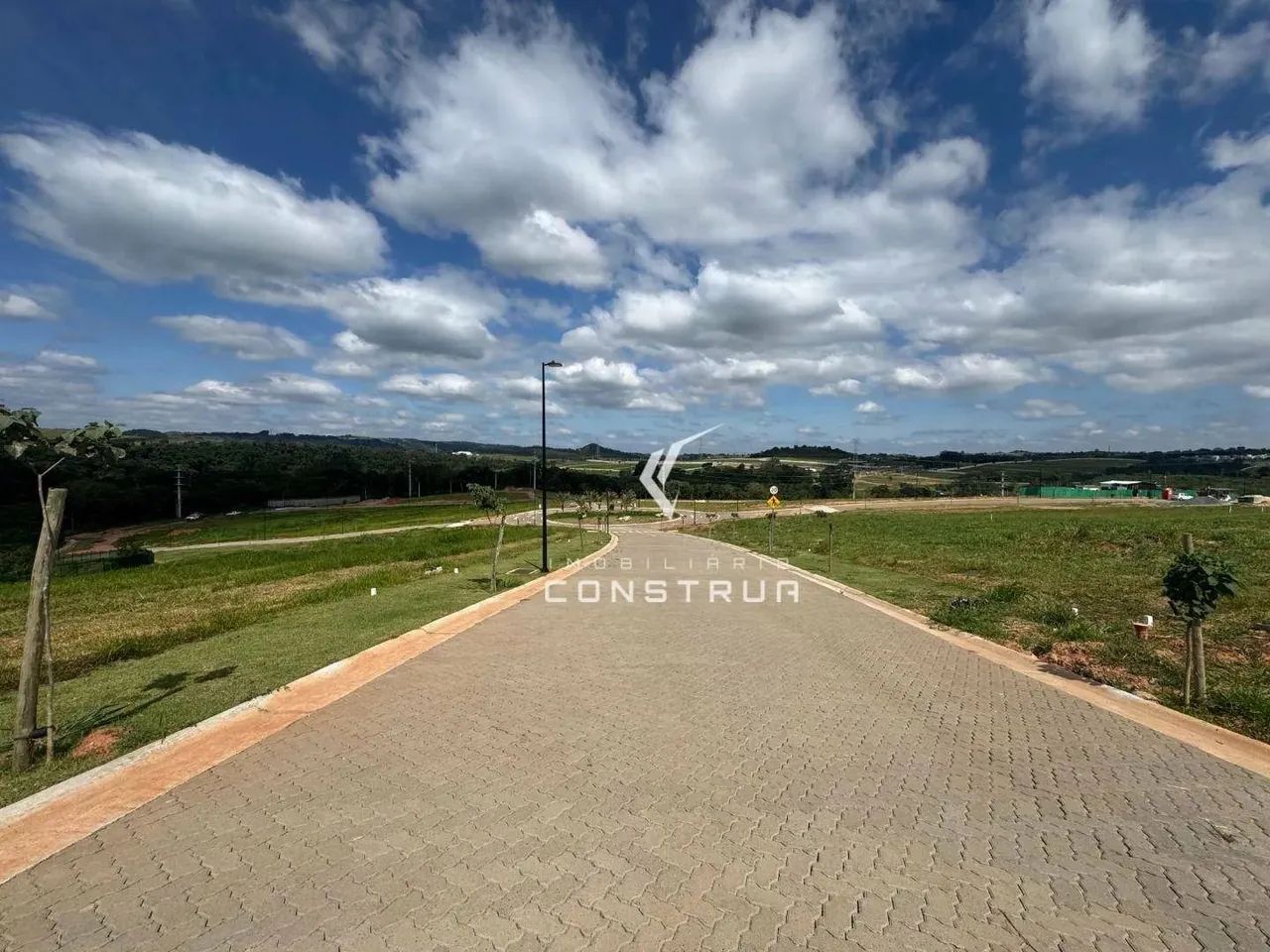 TERRENO À VENDA NO CONDOMÍNIO LA MONTAGNE - VILLE SAINTE ANNE - Foto 2