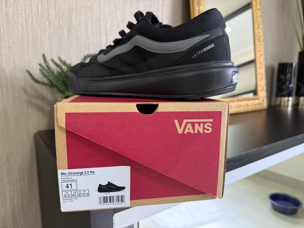Tênis Vans, lançamento, numeração 41  - Foto 2