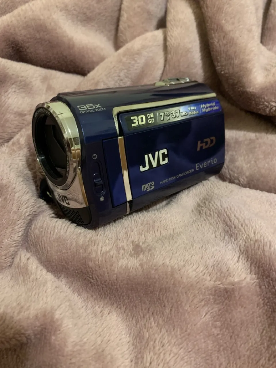 Filmadora JVC Everio 30GB Zoom Óptico 35x