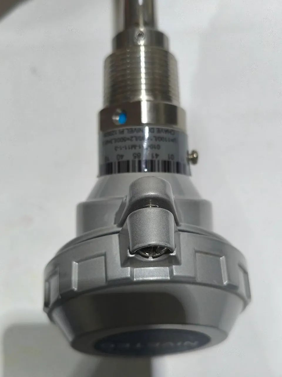 Chave de nível Pi 123539 mod.010-T-1- M11-1-3 fabricante NIVITEC com 2 boias de nível. - Foto 4