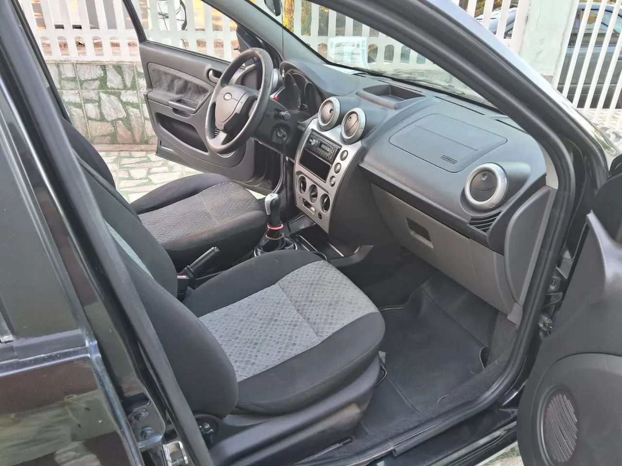 FORD FIESTA CLASS 1.6 FLEX - Foto 5