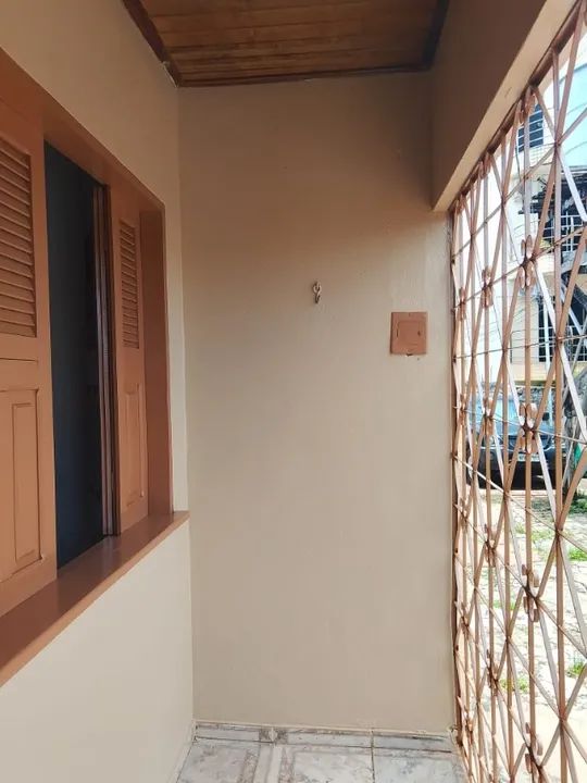 Casa bem localizada de 2 quartos - Foto 5