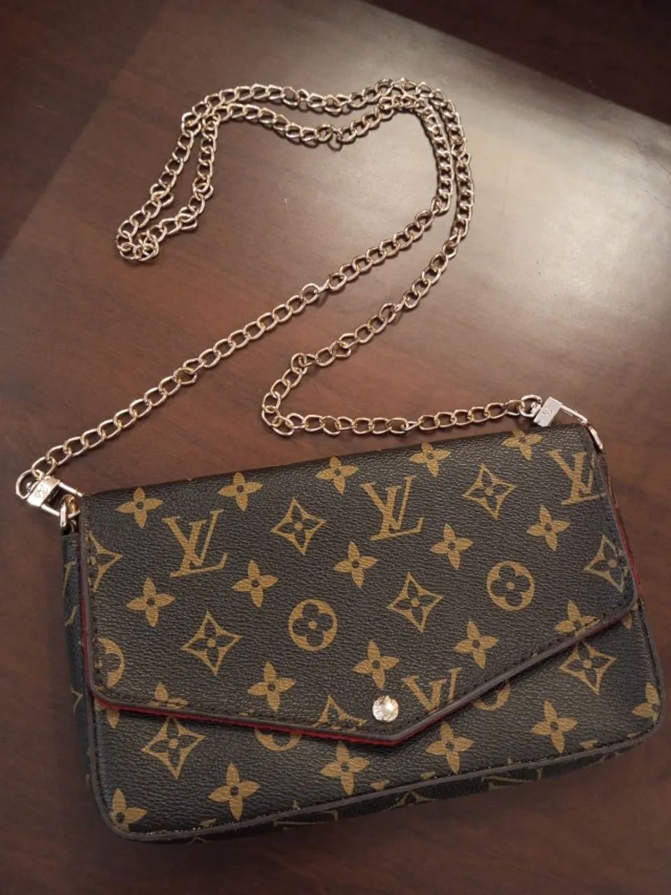  Bolsa de mão Louis Vuitton