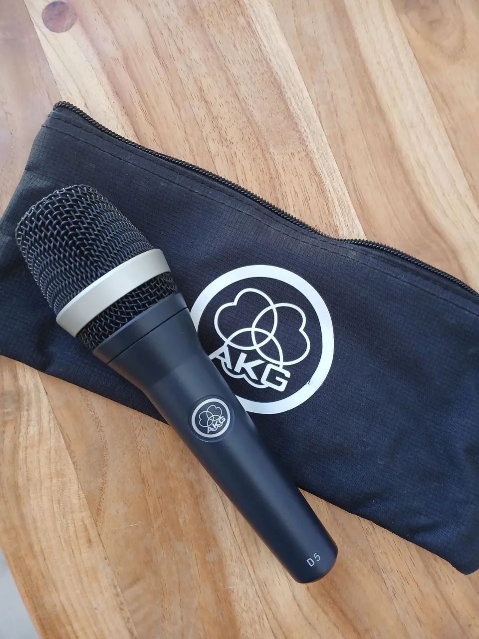 Microfone AKG D5 - Qualidade Profissional