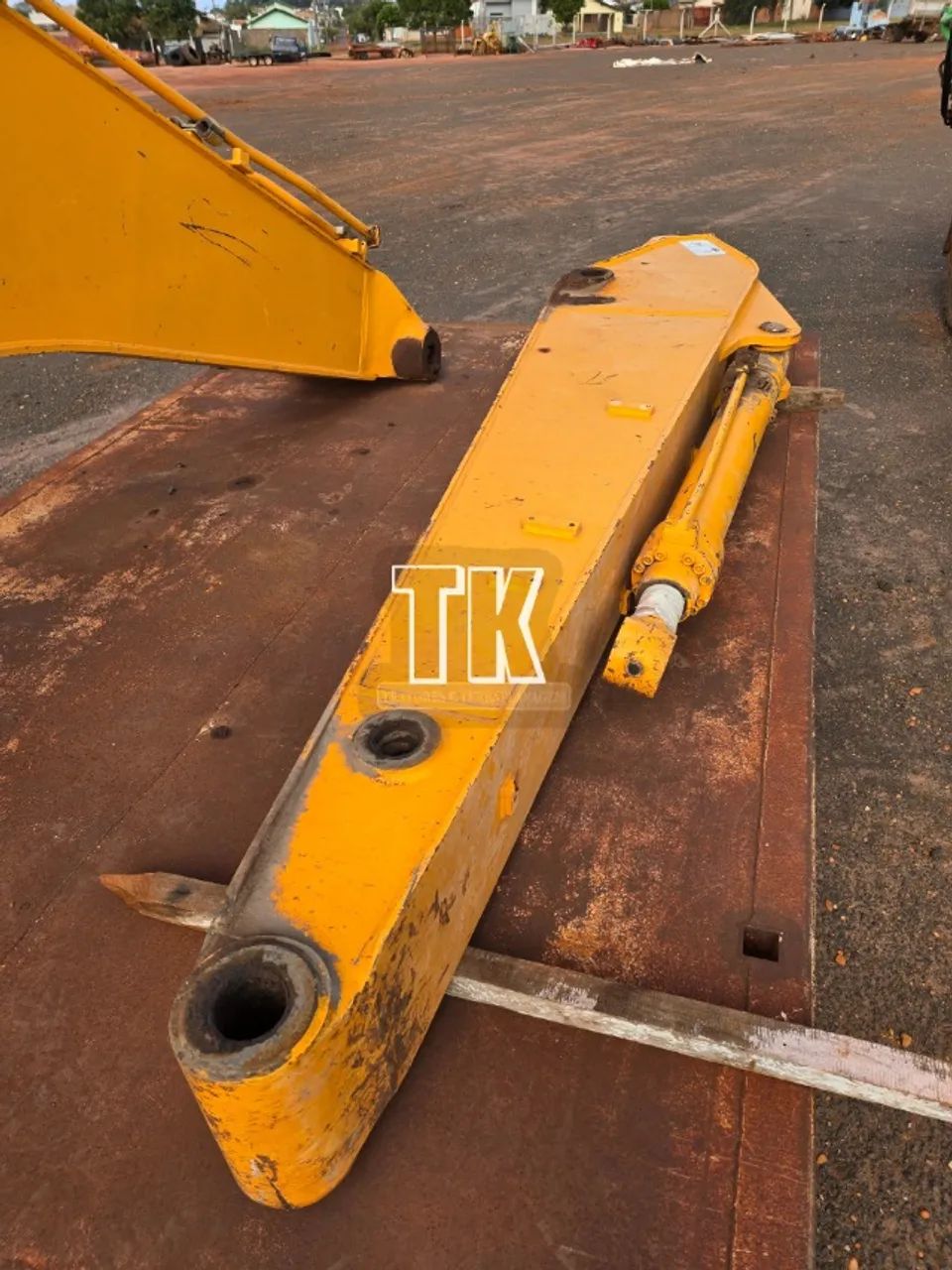 PEÇAS DA ESCAVADEIRA HIDRÁULICA MARCA HYUNDAI MODELO 210 - Foto 5