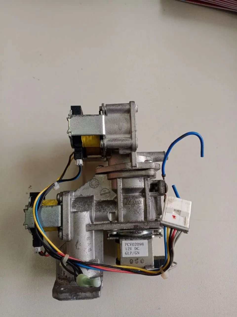 Coletor multivalvulas aquecedor rinnai E33 Fehgl bivolt - Foto 3