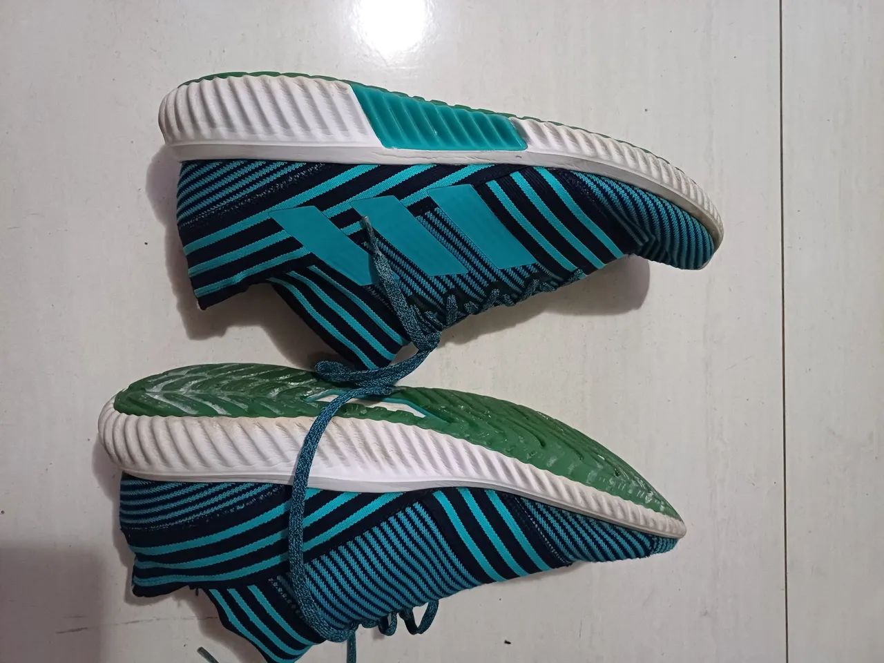 Tênis Adidas Azul e Preto - Foto 3
