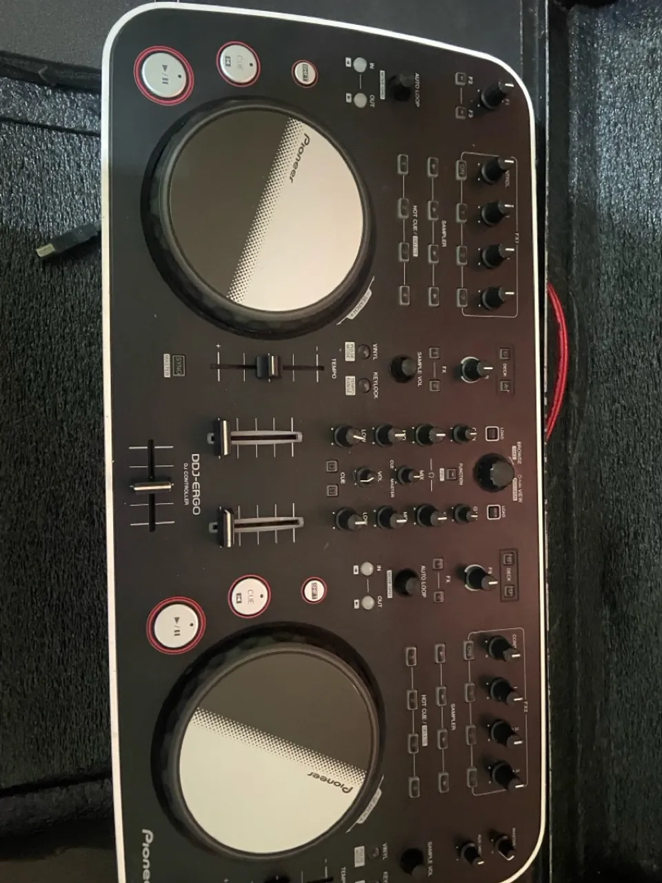Controladora Pioneer DDJ-ERGO