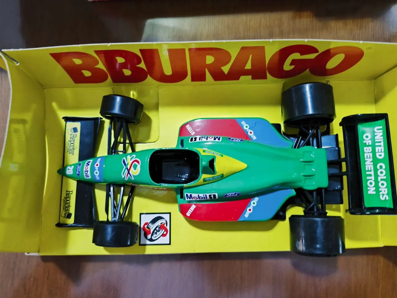 Miniatura Benetton Ford F1 - Burago 1:24 - Foto 3