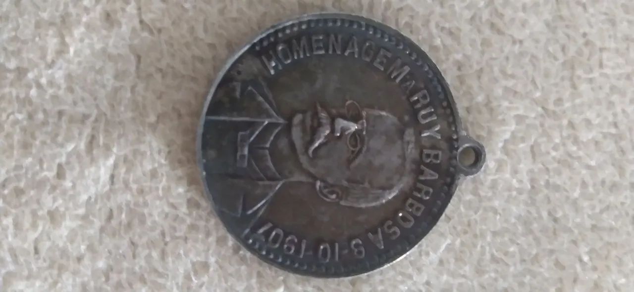 Medalha comemorativa antiga  - Foto 2