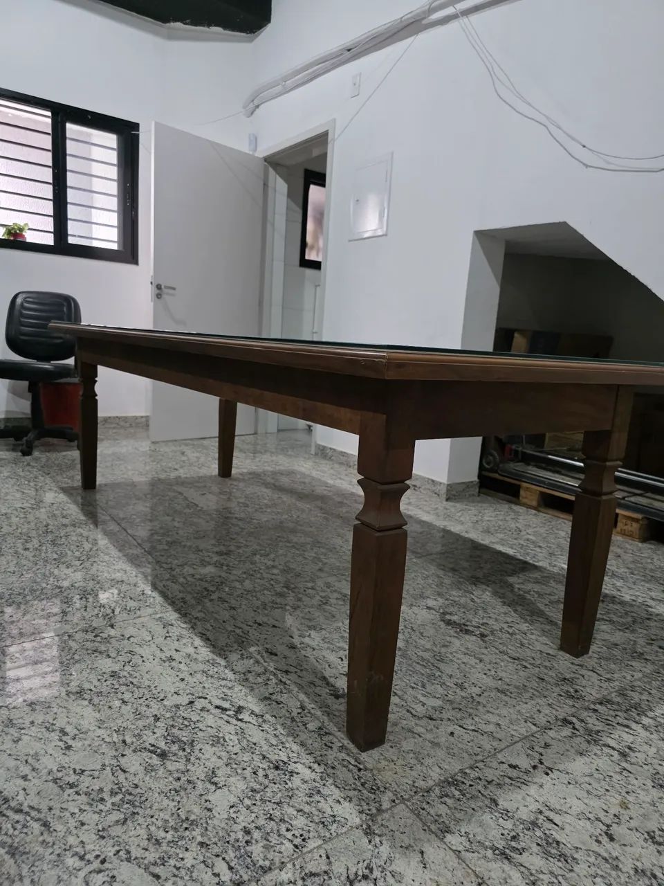 Mesa de jantar com tampo de vidro - Foto 2