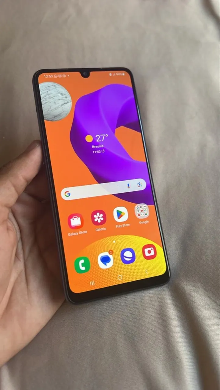 Celular M22 com pouco tempo de uso