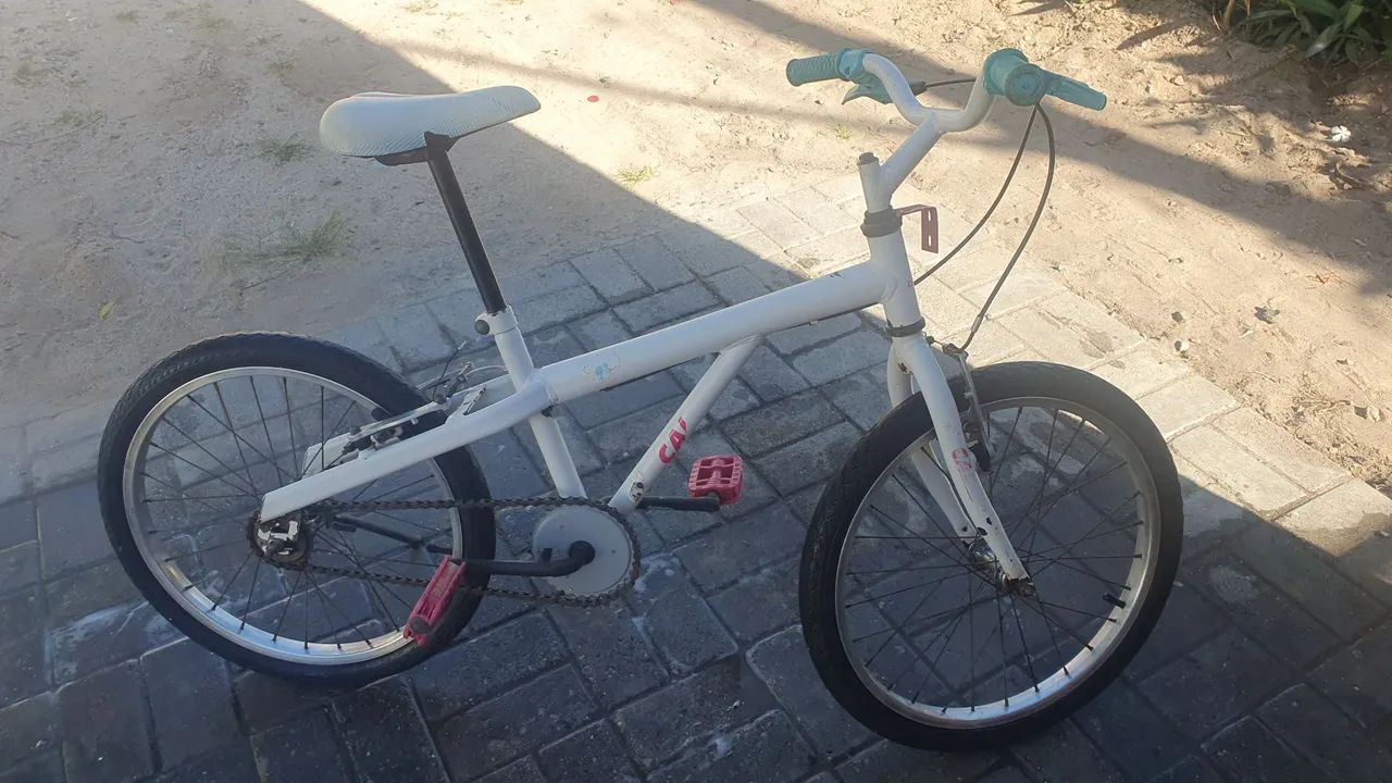 Bicicleta Infantil Branca caloi - Foto 4