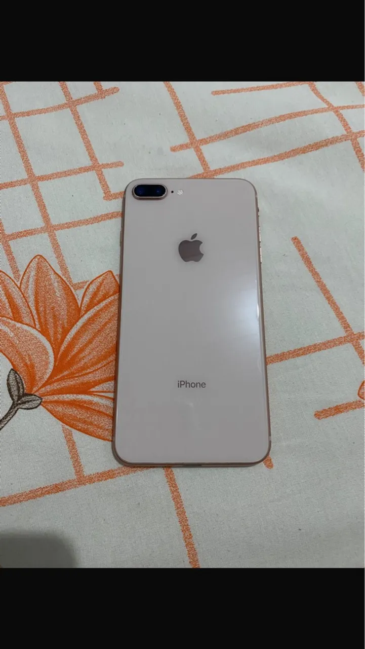 Vendo iPhone 8 plus, conservado bateria 100%