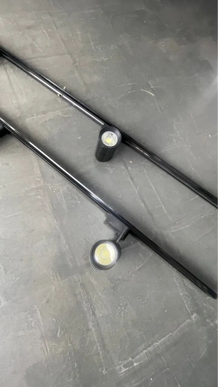 KIT TRILHO COM 3 iluminação lojas salas  - Foto 4