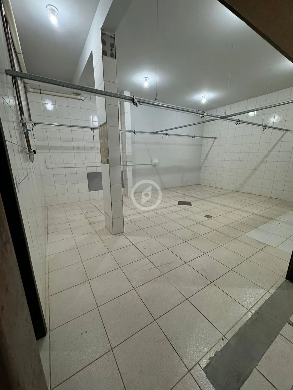 Sala para alugar no bairro Centro - Guaramirim/SC - Foto 3