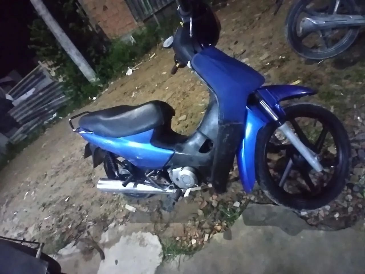 Vende- se moto 