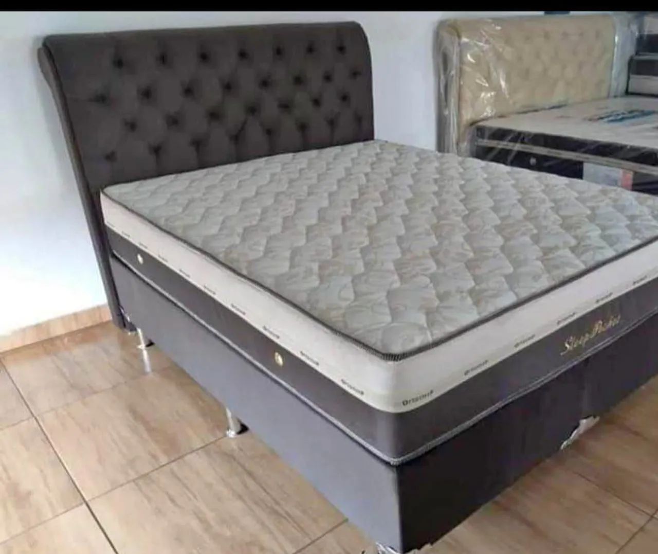 Cama Box casal semiortopedico  com cabeceira 