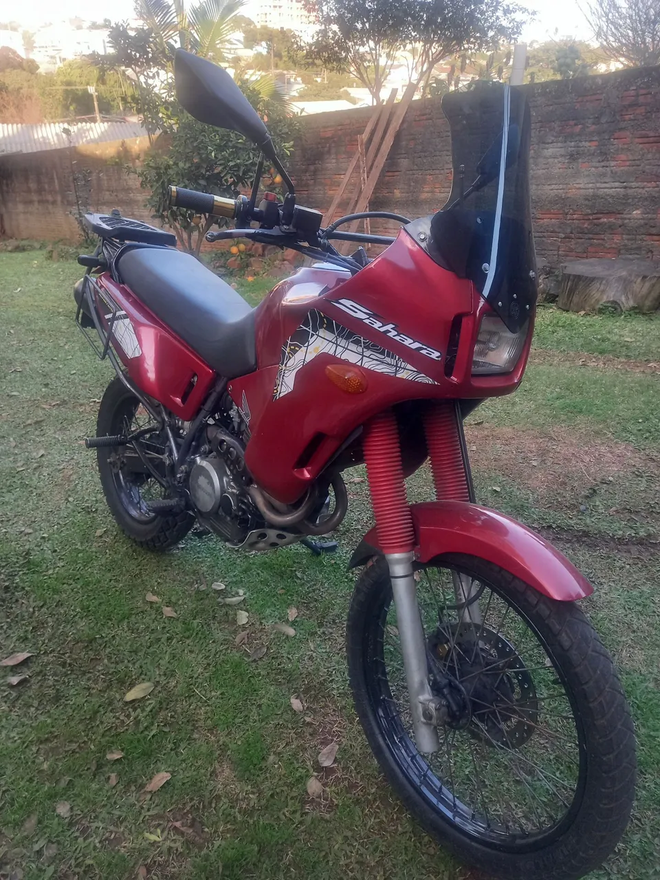 Sahara 350 impecável