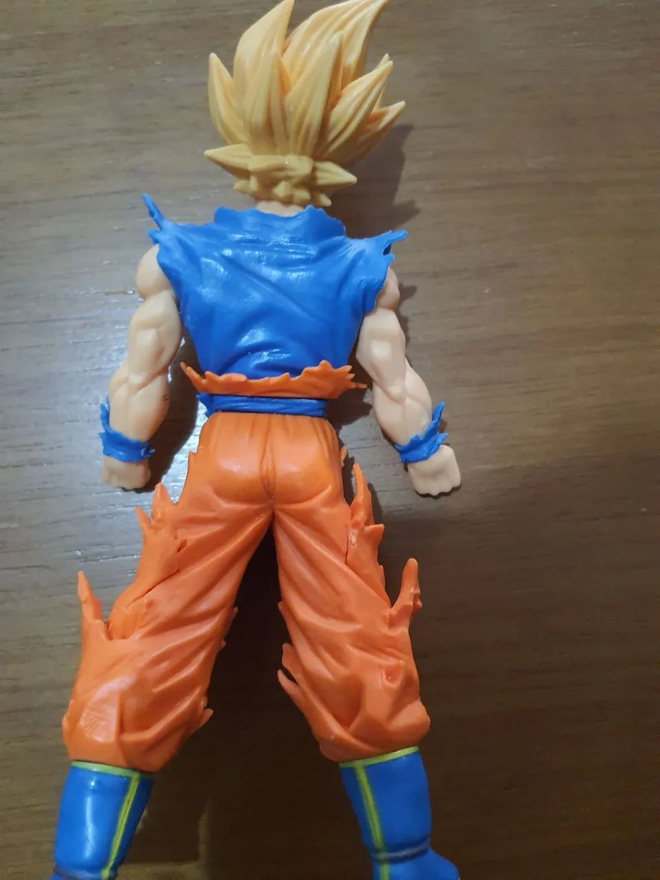 Action Figure Goku Super Saiyajin - Foto 3