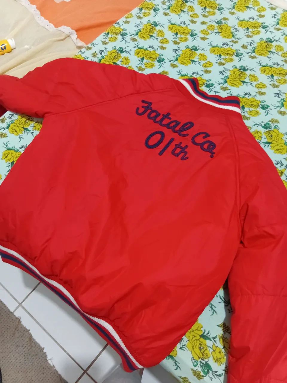 Jaqueta Bomber Vermelha - Foto 3