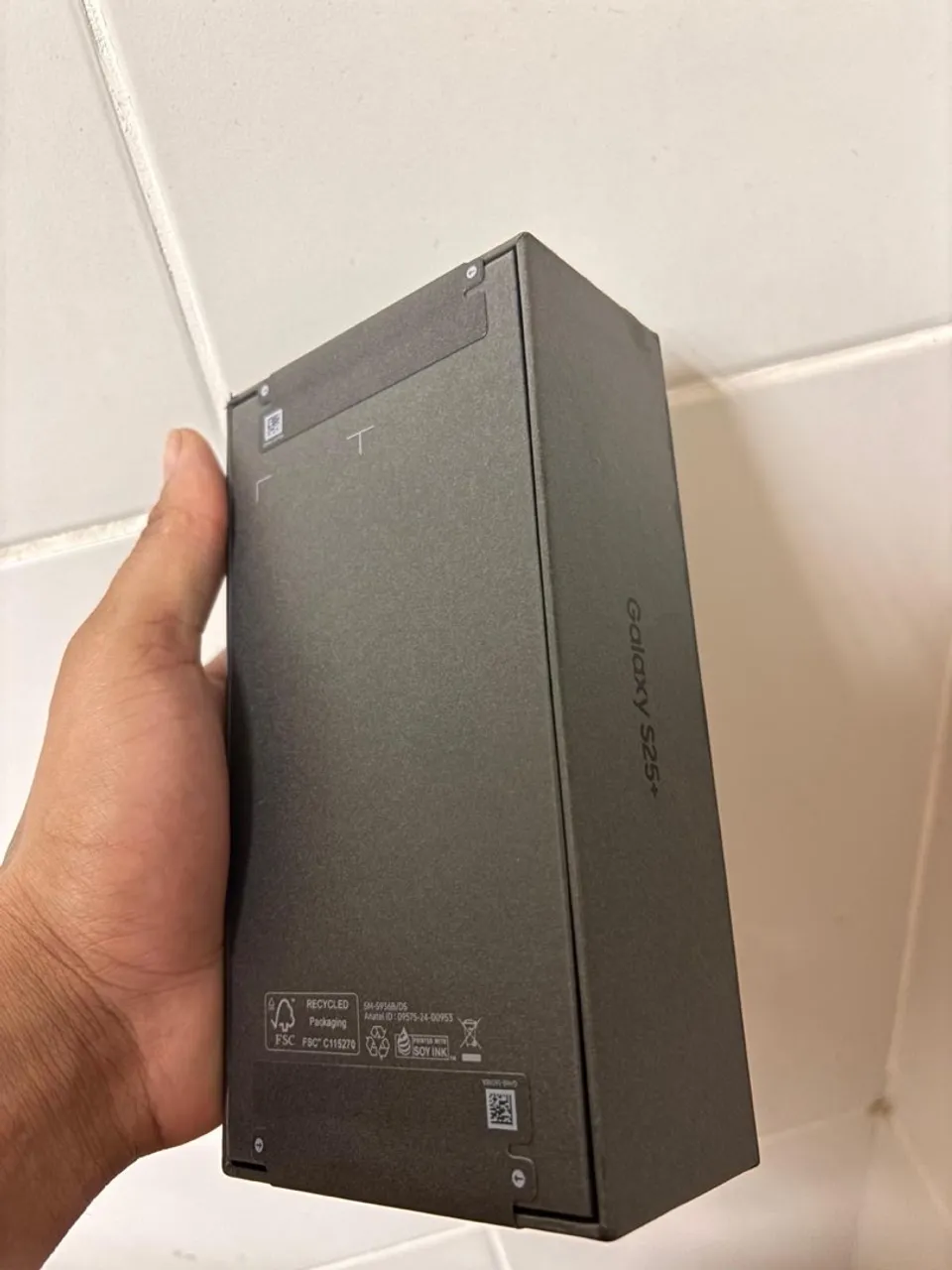 Samsung Galaxy S25+ - Novo na Caixa