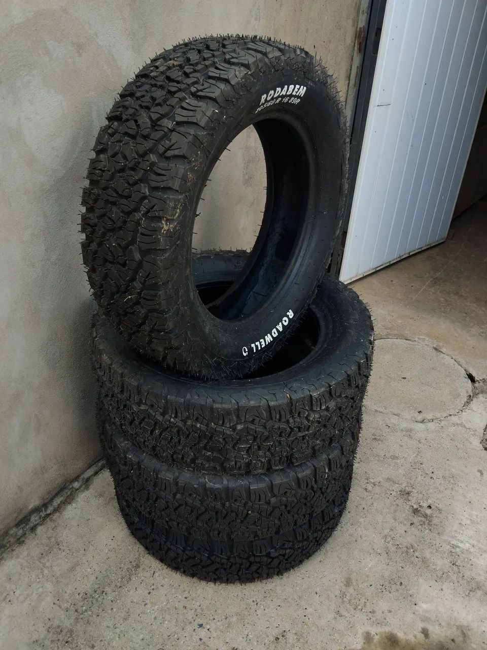 Pneus 205/60 R16 89R  - Foto 2