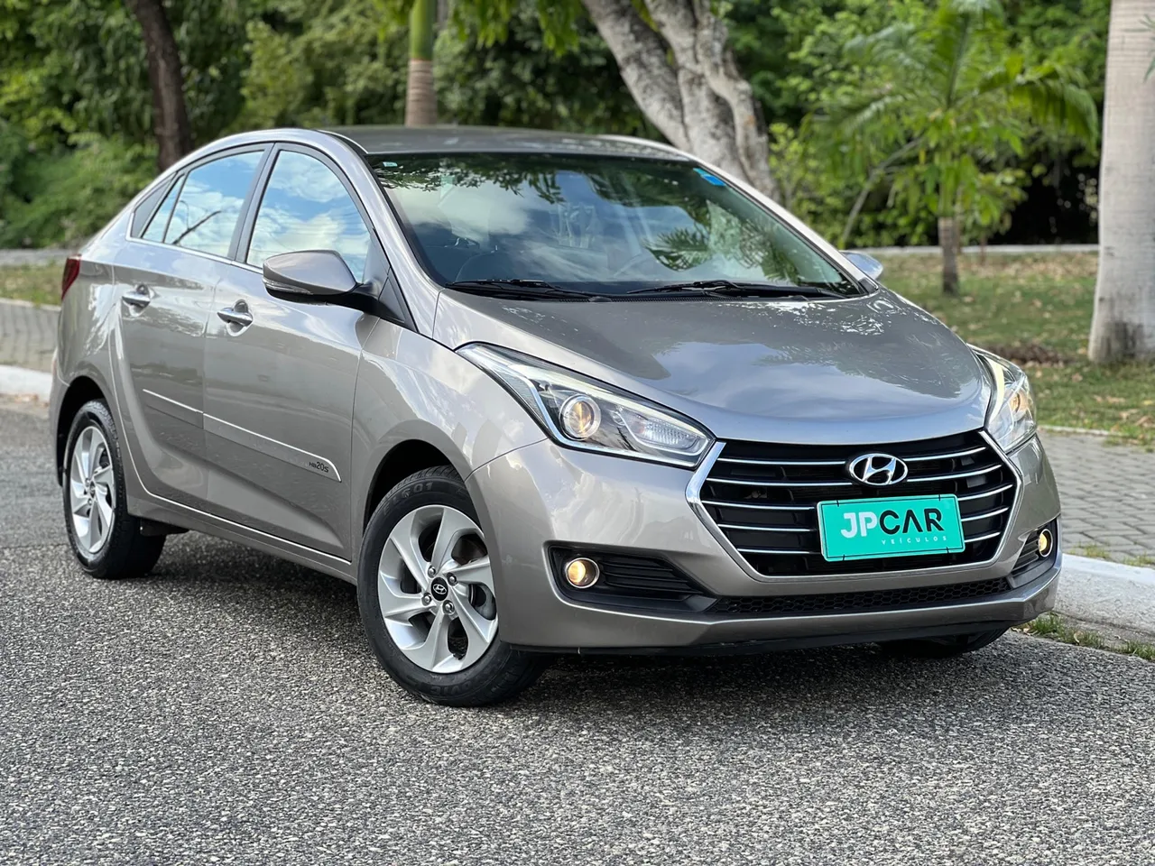 HB20S 1.6 PREMIUM AUT. ANO 2016