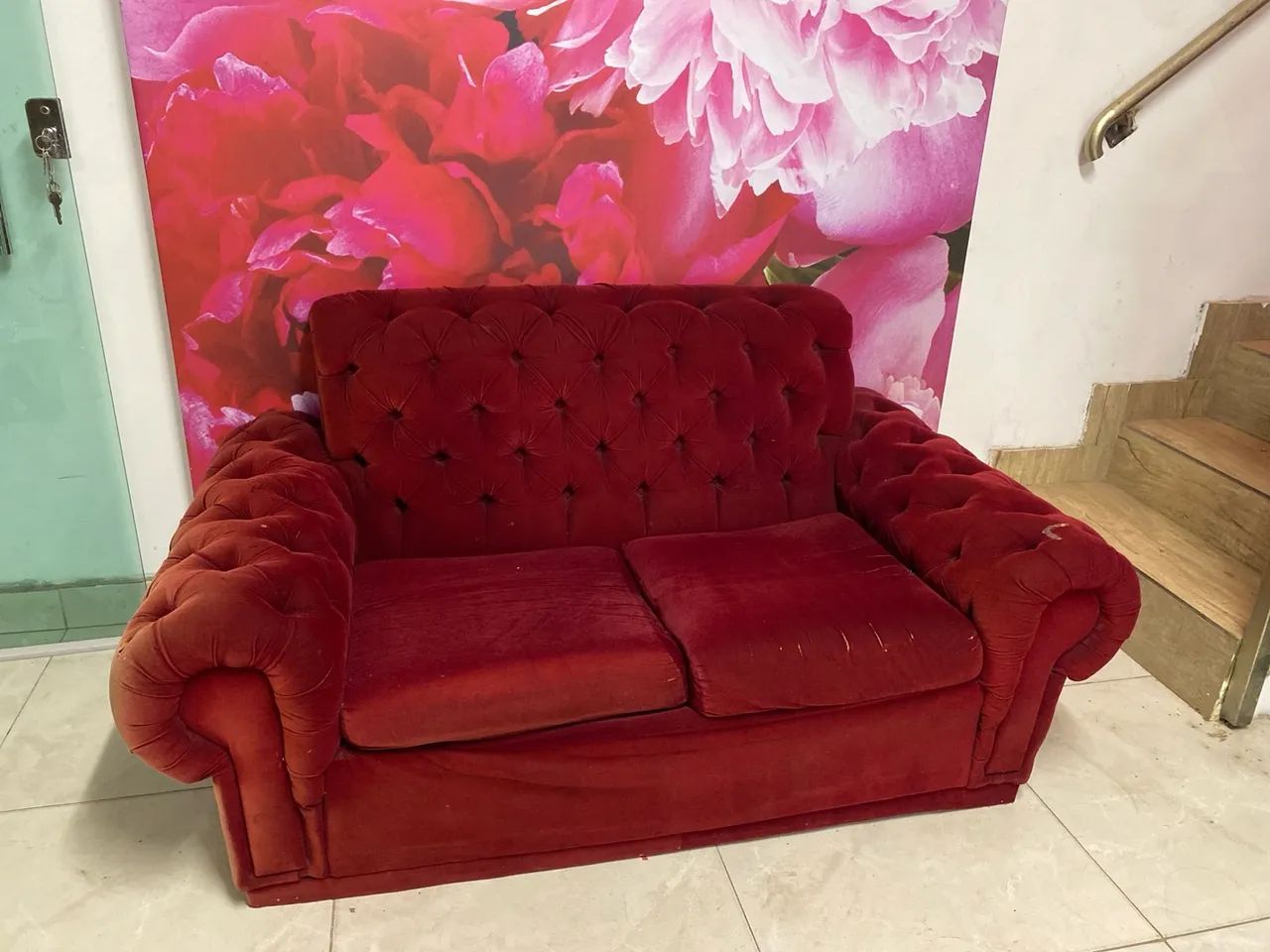 Sofá Vermelho Estiloso 2 Lugares - Foto 6
