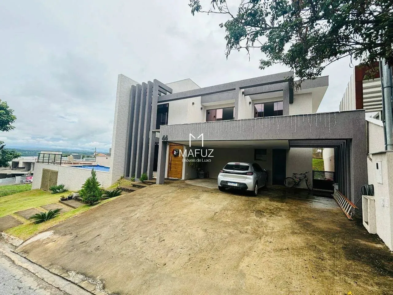 Casa à venda, 4 quartos, 3 suítes, 4 vagas, Condomínio Gran Park - Vespasiano/MG
