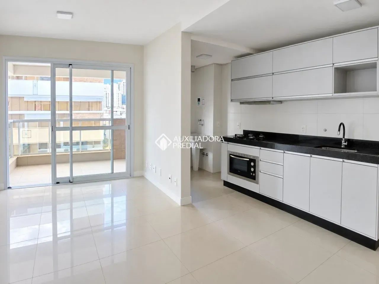 Imóvel para aluguel tem 75 metros quadrados com 2 quartos em Itacorubi - Florianópolis - S - Foto 3