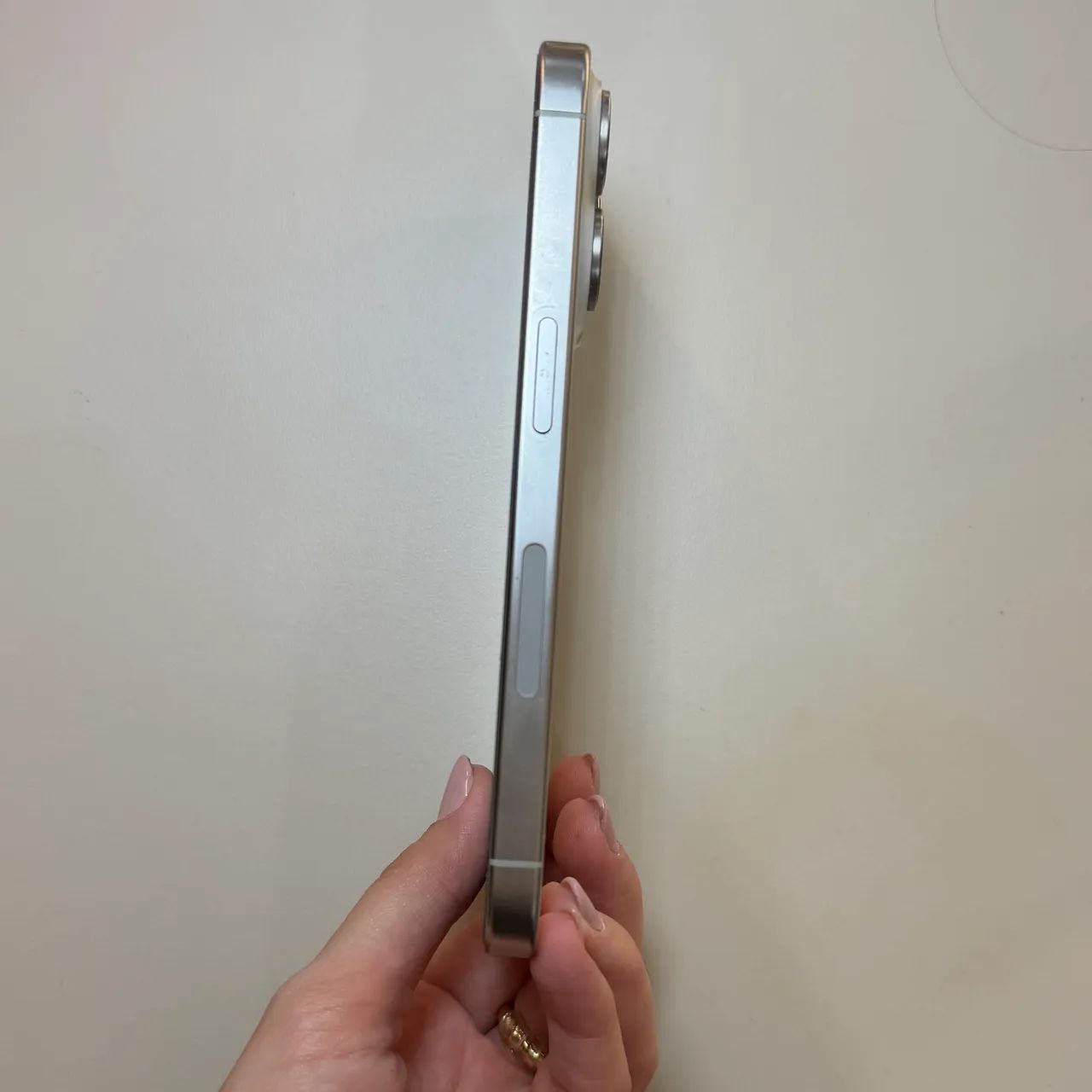 IPhone 15 PRO  - Foto 2