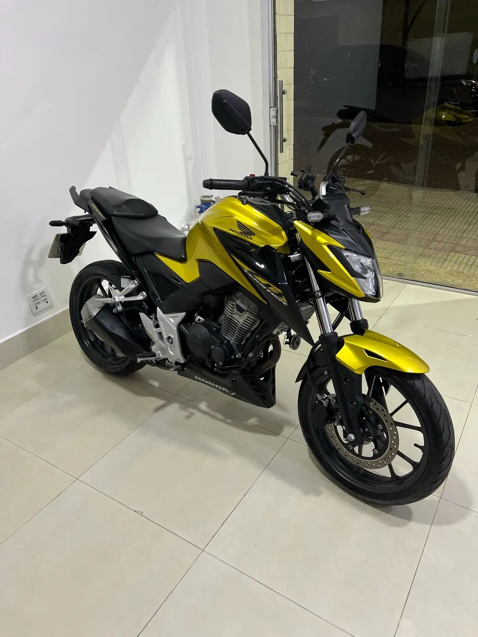 Cb Twister 300f