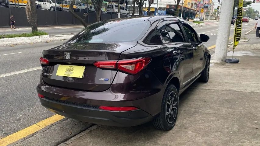 Fiat Cronos Precision 1.8 16V Flex Aut. 2019 - Foto 4