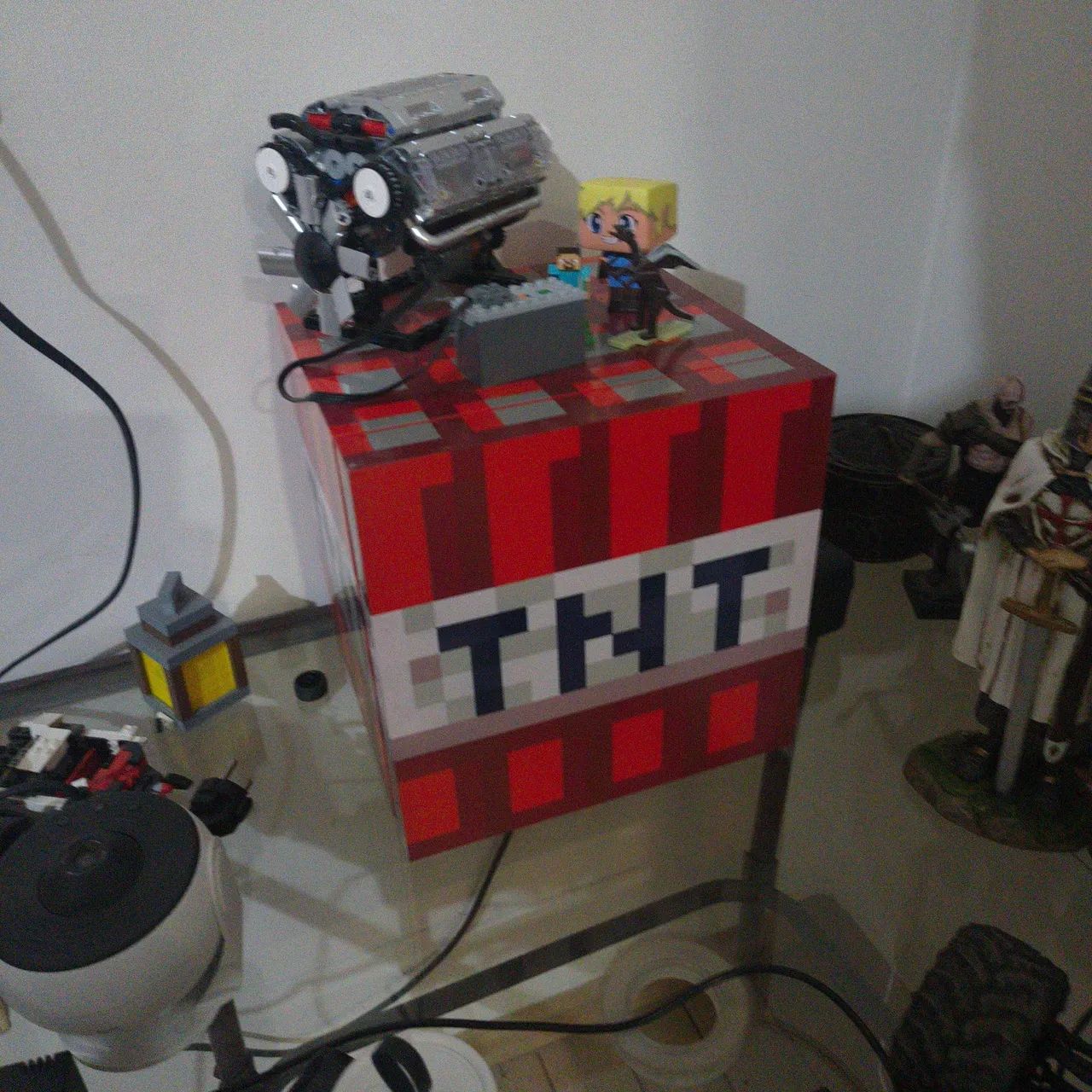 Mini geladeira Minecraft tnt vermelha - Geladeiras e Freezers
