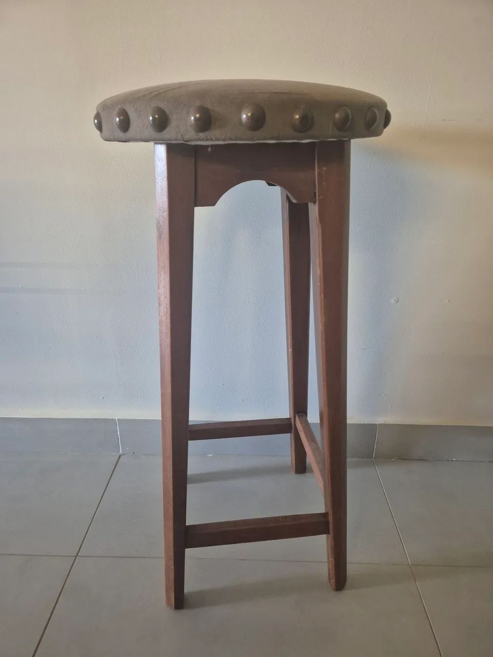 Banquetas de madeira - Foto 5